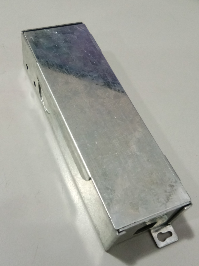 小长方形电源盒2